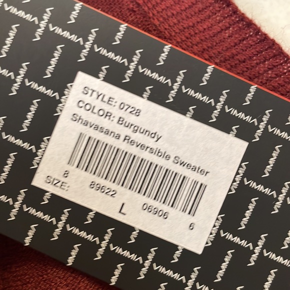 Burgundy Sweater NWT Large - Picture 5 of 7